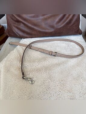 Coach Adjustable Leather Crossbody Shoulder Strap in Light Taupe